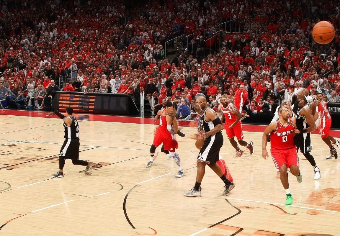 2018圣诞夜NBA焦点战：马刺火箭激战回顾及球星表现解析